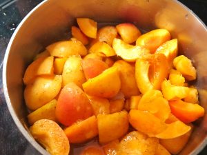 Diabetic Apricot Jam Recipe - No Added Sugar Apricot Jam Recipe